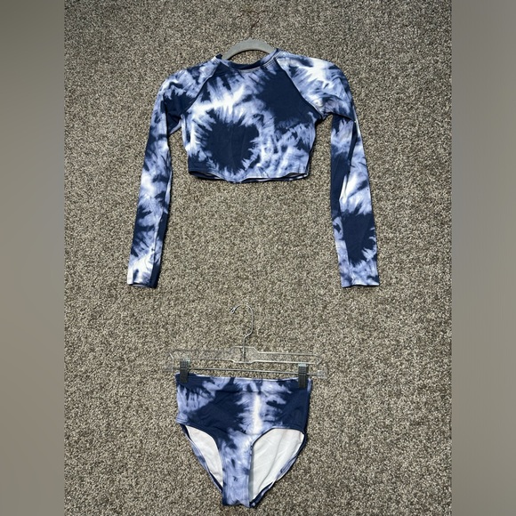 NWT Kanu Surf Girls' Long Sleeve Rashguard UPF 50+ Two Piece Swim Set Size 14/16 - Picture 2 of 5